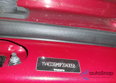 2023 Volvo C40 Recharge Pure Electric Twin Ultimate z USA, uszkodzony, nr VIN YV4ED3GM9P2040058